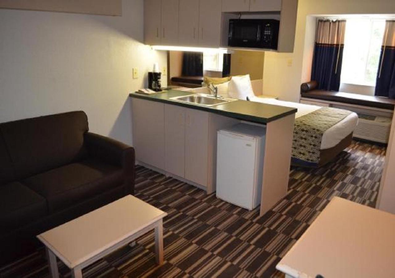 Stay Express Inn And Suites Atlanta Union City Exteriér fotografie